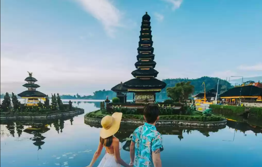 Biaya Retribusi Tamu Asing Yang Wisata Ke Pulau Bali Resmi di Berlakukan